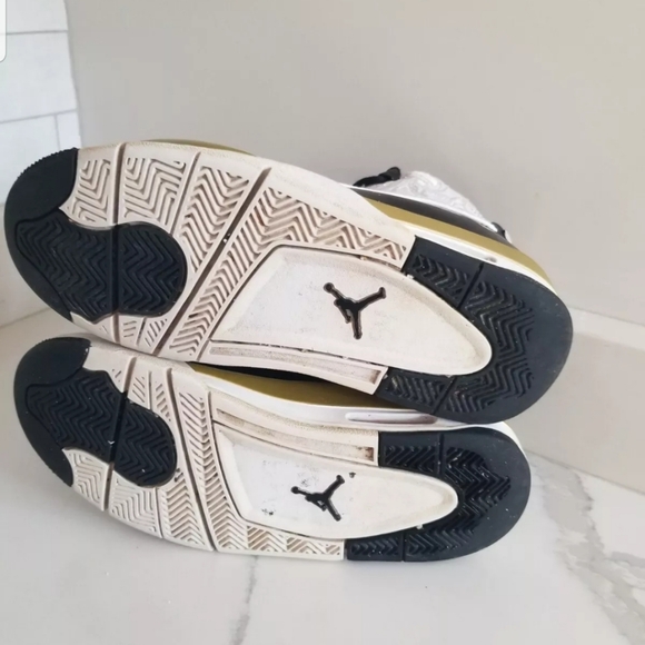 EUC Nike Air Jordan DUB Zero Black/White-Metallic Gold 311047-005 Size 7Y - Picture 9 of 12